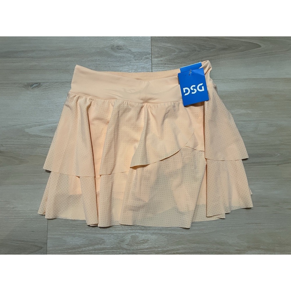 DSG Girls‎ Mid Rise Performance Skort Peach Medium Perforated Ruffle Youth